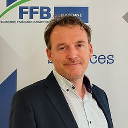 Portrait de Jean-Christophe Juhel, secrétaire général de la Fédération française du bâtiment 53