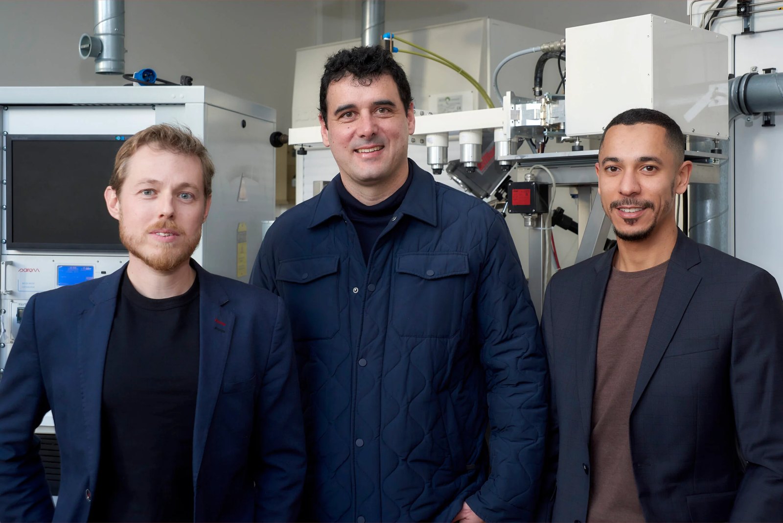Gauthier Chicot, Ivan Llaurado et Khaled Driche, l'équipe dirigeante de Diamfab, dans le laboratoire